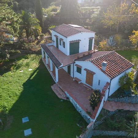 Villa Caterina Quiete E Mare-Goelba SantʼAndrea Buitenkant foto
