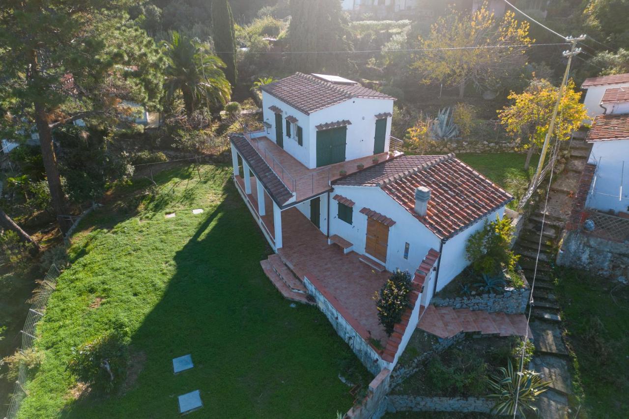Villa Caterina Quiete E Mare-Goelba SantʼAndrea Buitenkant foto