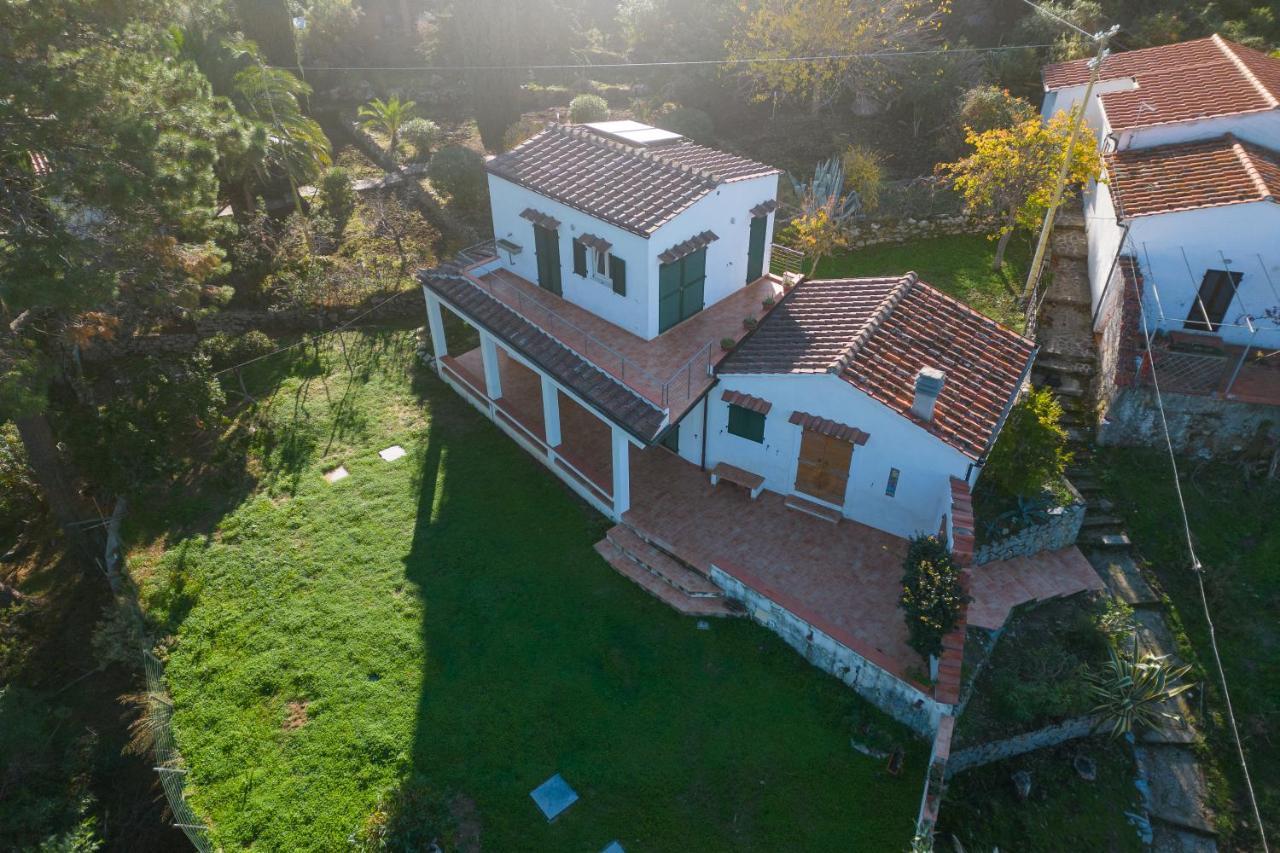 Villa Caterina Quiete E Mare-Goelba SantʼAndrea Buitenkant foto
